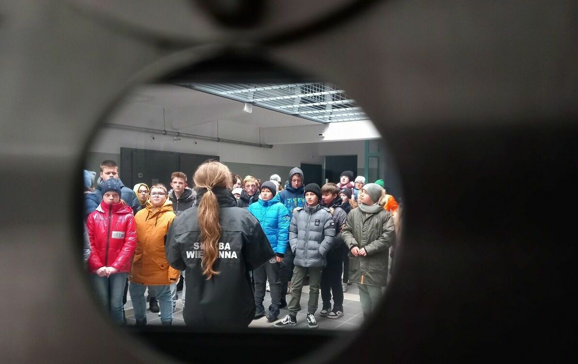 Zdjęcie do Wycieczka do kina i zakładu karnego.