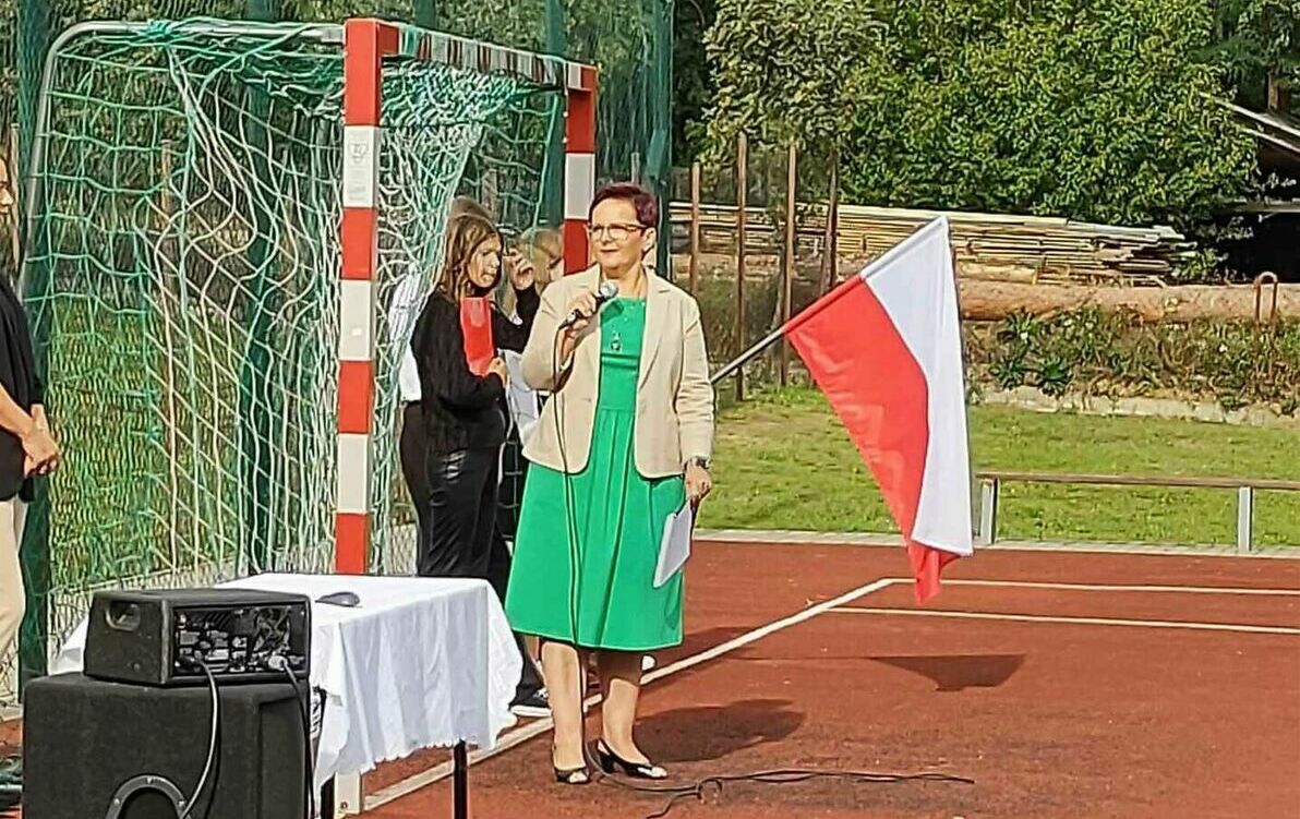 Zdjęcie do Uroczyste rozpoczęcie roku szkolnego 2023/2024