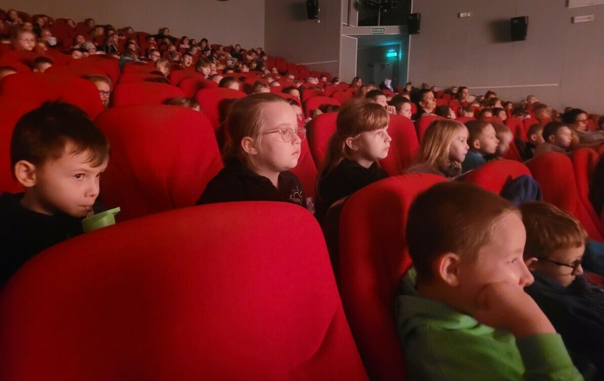 Zdjęcie do Wyjazd na spektakl muzyczny "Śpiąca kr&oacute;lewna"