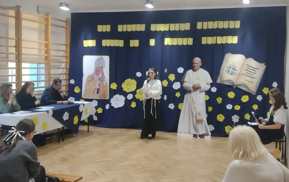 Zdjęcie do XVI edycja konkursu &bdquo;Jan Paweł II w oczach dziecka&rdquo;