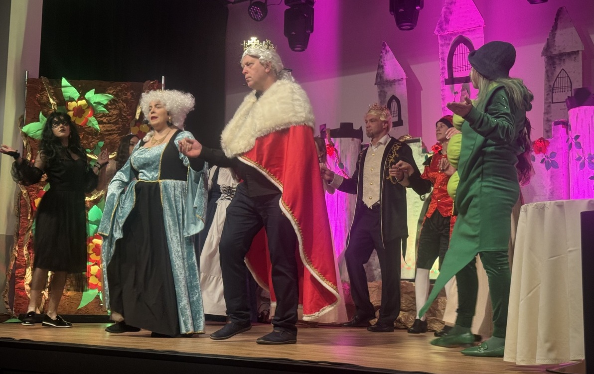 Zdjęcie do Wyjazd na spektakl "Księżniczka na ziarnku grochu&rdquo;